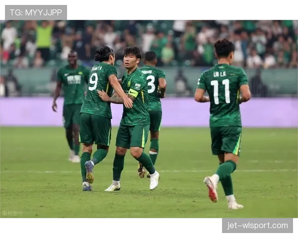 国安现危机!战术体系僵化引发球员不满,豪门底蕴能否助其重回巅峰?